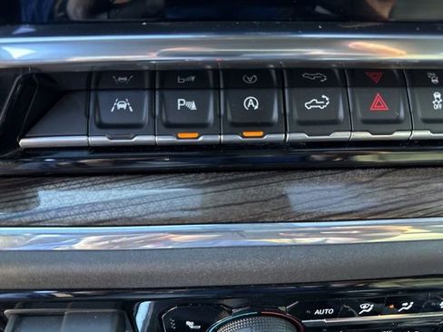 Used 2024 Chevrolet Silverado 1500 LT Trail Boss w/ LT Trail Boss Premium Package image 20