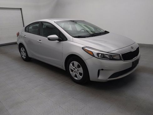 Used 2018 Kia Forte LX w/ LX Rear Camera Package image 13