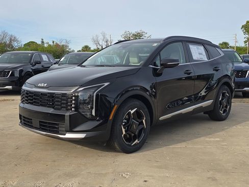 New 2026 Kia Sportage EX w/ EX Panorama Roof Package FWD image 4
