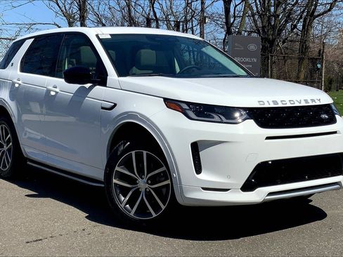 Used 2025 Land Rover Discovery Sport S AWD/4WD image 2