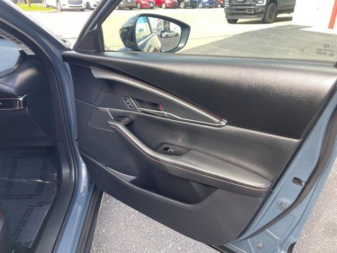 Used 2024 MAZDA CX-30 AWD 2.5 S w/ Preferred Package image 8