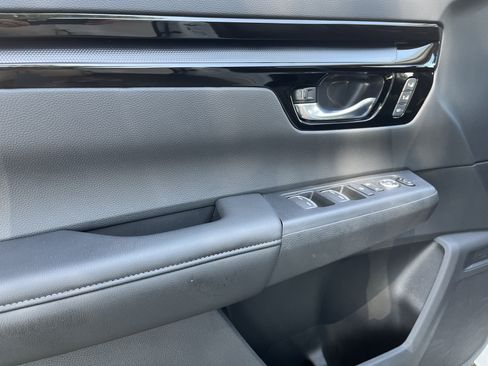 Used 2026 Honda CR-V EX-L image 14