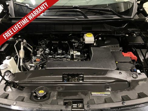 Used 2025 Nissan Pathfinder SV FWD image 20