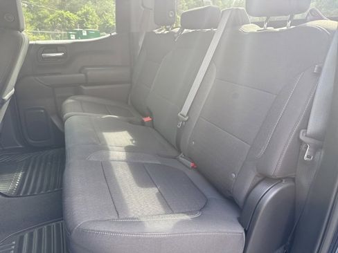 Used 2022 Chevrolet Silverado 1500 Custom w/ Safety Confidence Package image 11