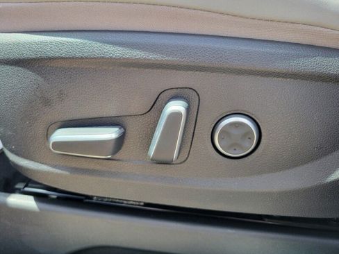 Used 2025 Hyundai Palisade SEL FWD image 12