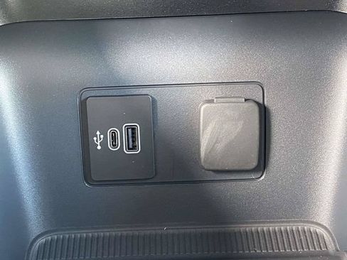 New 2026 Ford Explorer Active RWD image 11