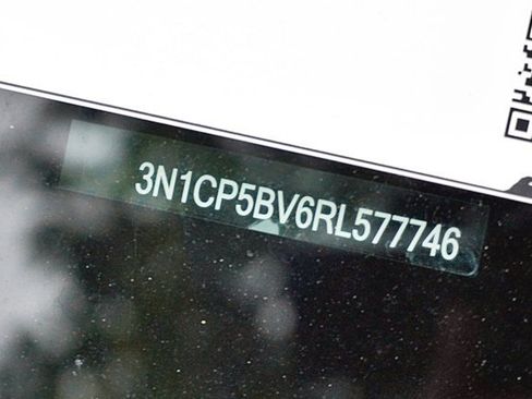 Used 2024 Nissan Kicks S image 33