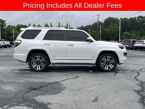 Used 2017 Toyota 4Runner Limited AWD/4WD image 6