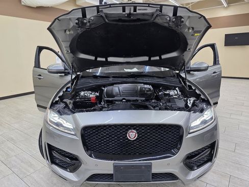 Used 2018 Jaguar F-PACE R-Sport AWD/4WD image 45