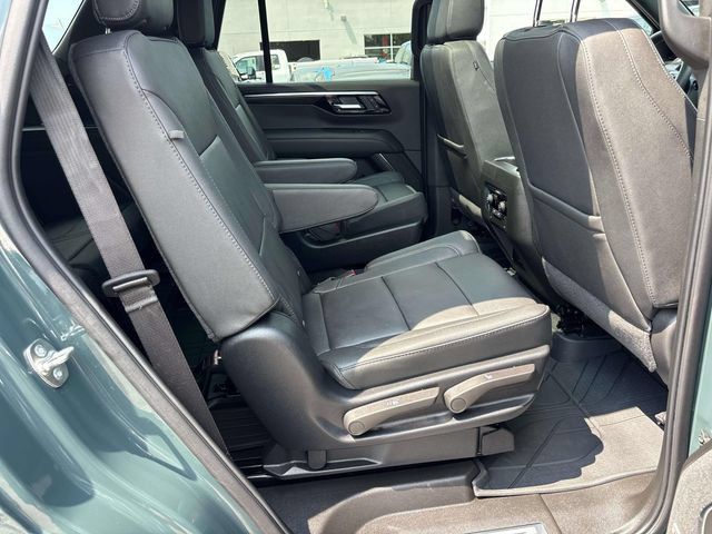 Used 2026 Chevrolet Tahoe Z71 w/ Comfort Package AWD/4WD image 27