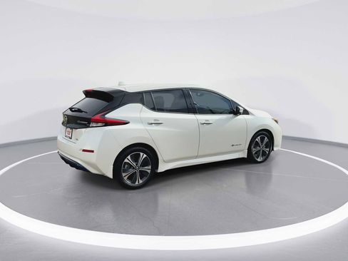 Used 2018 Nissan Leaf SL w/ SL Technology Package image 8