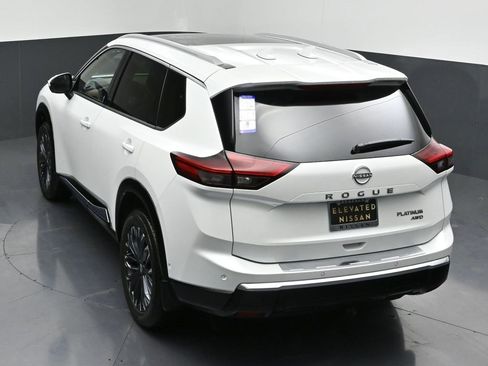 New 2026 Nissan Rogue Platinum w/ Tech Package image 28