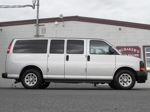 Used 2014 Chevrolet Express 1500 LS image 9