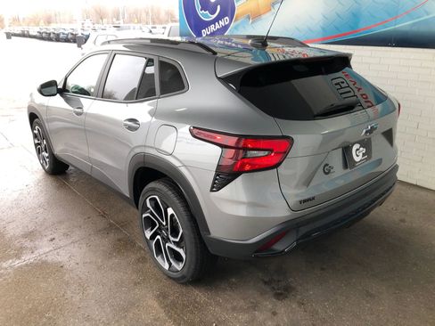 Used 2024 Chevrolet Trax RS w/ Driver Confidence Package image 6