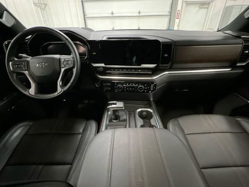Used 2024 Chevrolet Silverado 1500 High Country w/ Midnight Edition AWD/4WD image 10