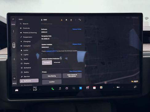 Used 2022 Tesla Model S AWD/4WD image 46