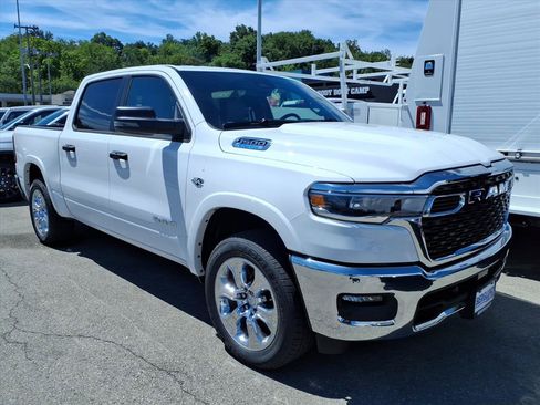 New 2026 RAM 1500 Big Horn AWD/4WD image 2