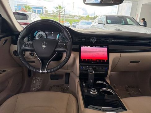 Certified 2022 Maserati Quattroporte Modena Q4 image 13