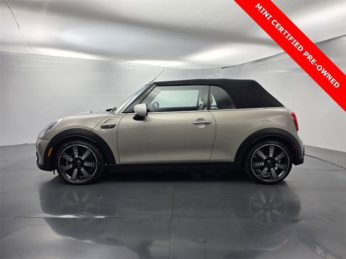 Used 2023 MINI Cooper S image 8