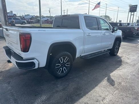 Used 2022 GMC Sierra 1500 AT4 w/ AT4 Preferred Package image 5