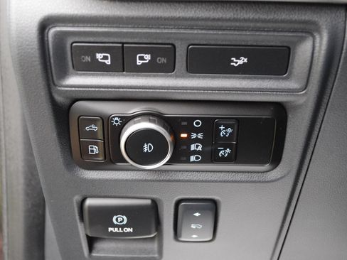 Used 2024 Ford F150 Lariat image 35