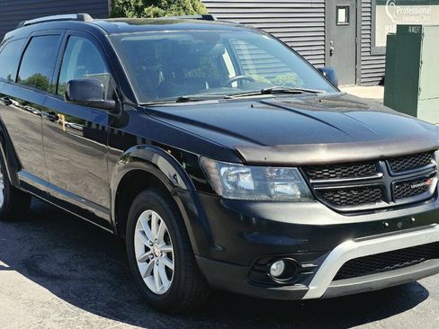 Used 2015 Dodge Journey Crossroad w/ MOPAR All-Weather Group AWD/4WD image 8