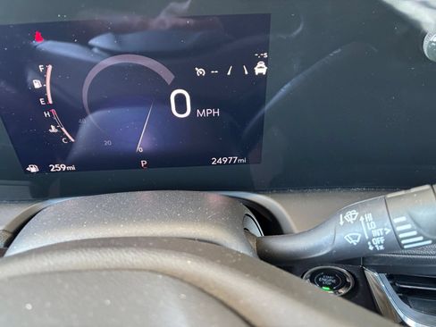 Used 2025 Buick Encore GX Preferred AWD/4WD image 41
