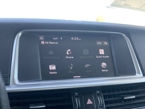 Used 2019 Kia Optima LX FWD image 12