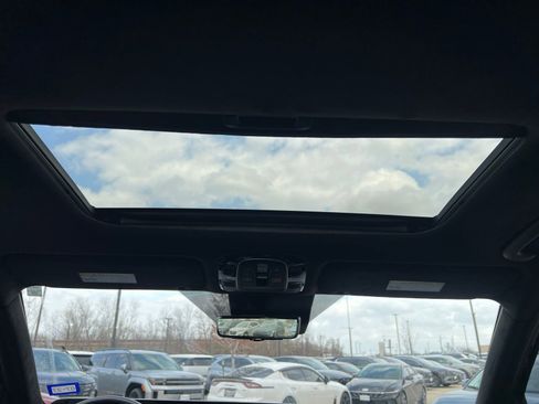 Used 2025 Hyundai Palisade Calligraphy image 26