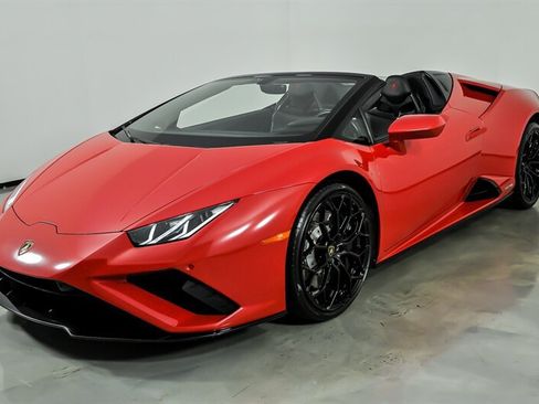 Used 2021 Lamborghini Huracan EVO RWD image 5