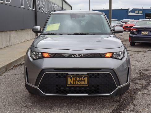 Used 2023 Kia Soul LX w/ Option Group 015 image 2