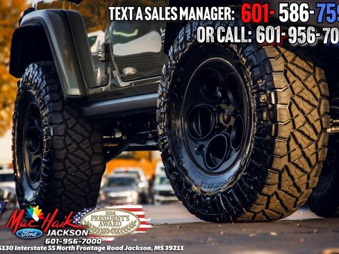 Used 2025 Jeep Wrangler Unlimited Rubicon w/ XTREMEE 35" Tire Package image 2
