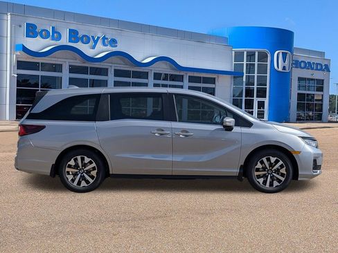 New 2026 Honda Odyssey EX-L image 6