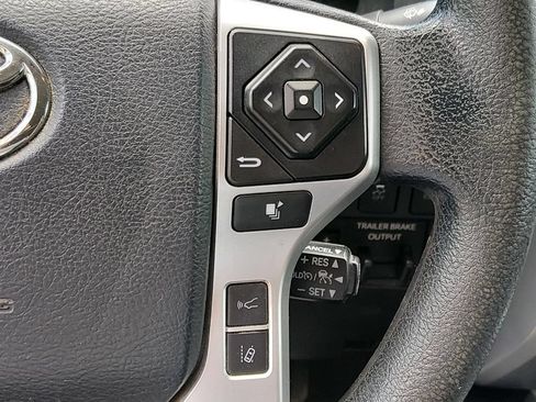 Used 2018 Toyota Tundra SR5 w/ TRD Off Road Package AWD/4WD image 20