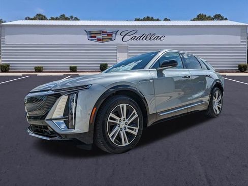 Used 2024 Cadillac Lyriq Tech w/ Driver Assist Package RWD image 8