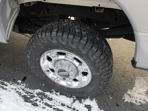 Used 2019 Ford F350 XL w/ Power Equipment Group image 35