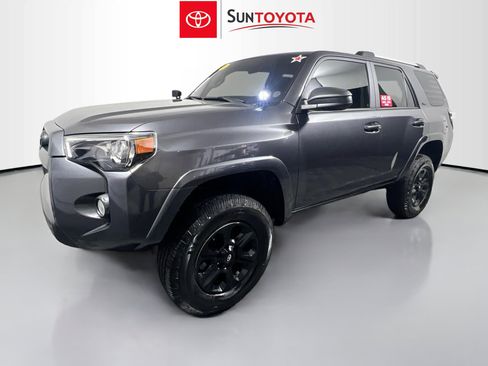 Used 2019 Toyota 4Runner SR5 image 9