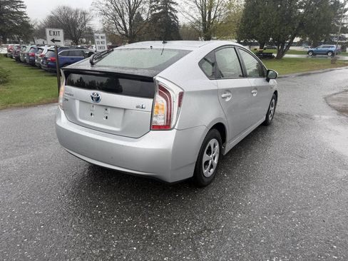 Used 2013 Toyota Prius Two FWD image 5