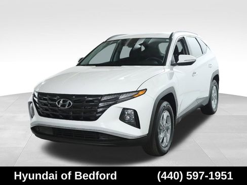 Used 2023 Hyundai Tucson SEL AWD/4WD image 3