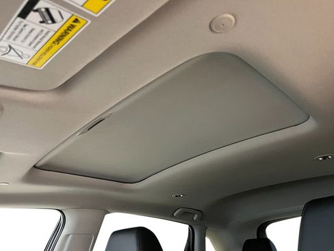 New 2026 Honda HR-V EX-L image 21