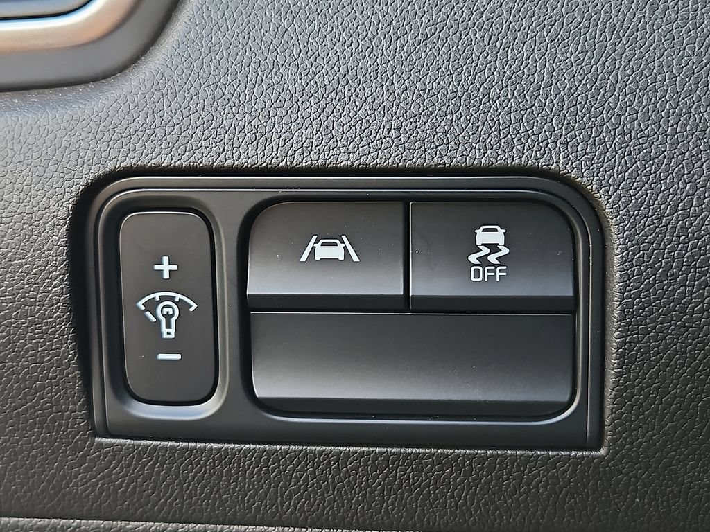 Used 2023 Kia Sorento LX AWD/4WD image 24