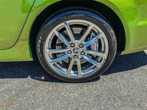 Used 2015 Chevrolet SS RWD image 21