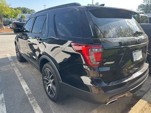 Used 2016 Ford Explorer Sport w/ Equipment Group 401A AWD/4WD image 2