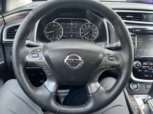 Used 2019 Nissan Murano Platinum w/ Cargo Package AWD/4WD image 19