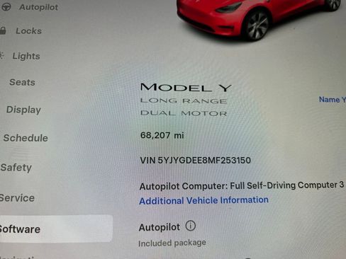 Used 2021 Tesla Model Y Long Range image 16