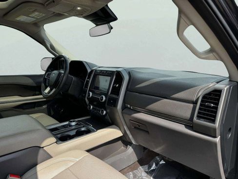 Used 2021 Ford Expedition XLT image 51