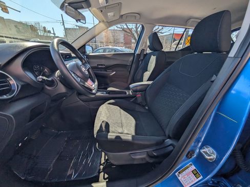 Used 2024 Nissan Kicks SV image 15