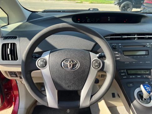 Used 2011 Toyota Prius One image 10