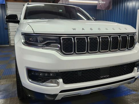 Used 2023 Jeep Wagoneer L Series II image 56