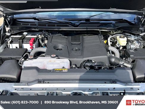 New 2026 Toyota Tundra Limited AWD/4WD image 10